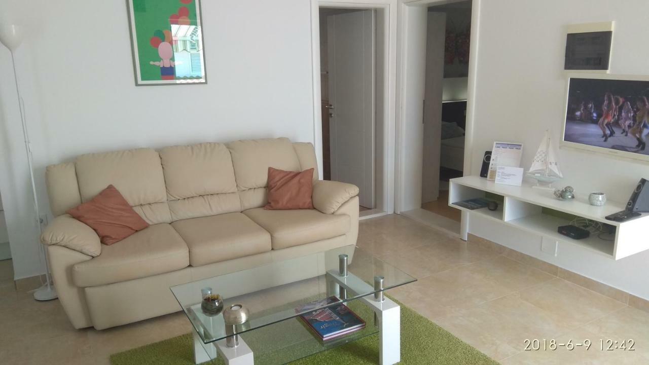 Apartments Niana With Heated Seawater Swimingpool Donji Okrug  Dış mekan fotoğraf
