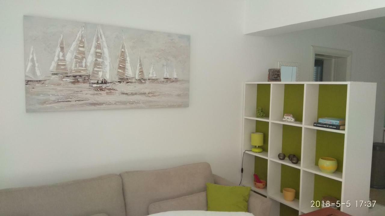 Apartments Niana With Heated Seawater Swimingpool Donji Okrug  Dış mekan fotoğraf